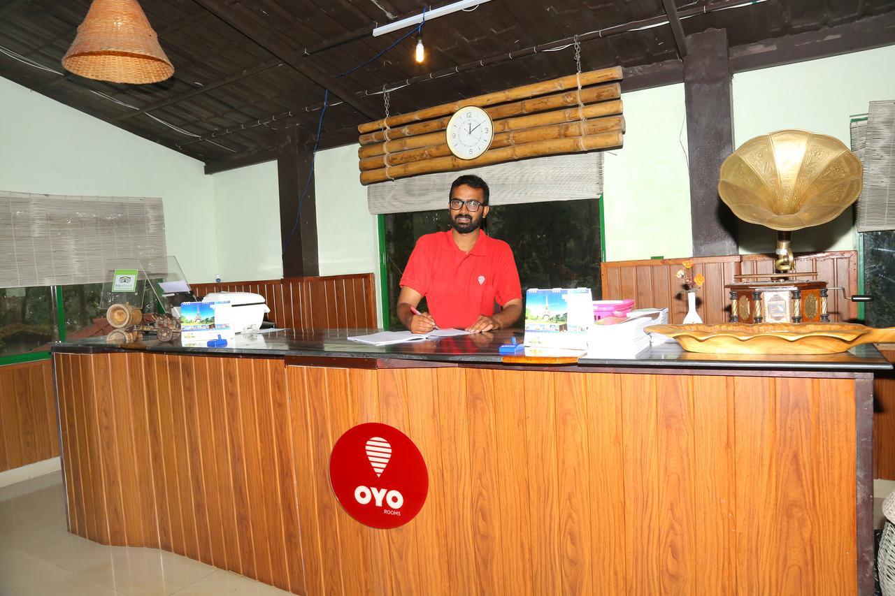 Oyo 4651 Woodpecker Resort Munnar Exterior photo