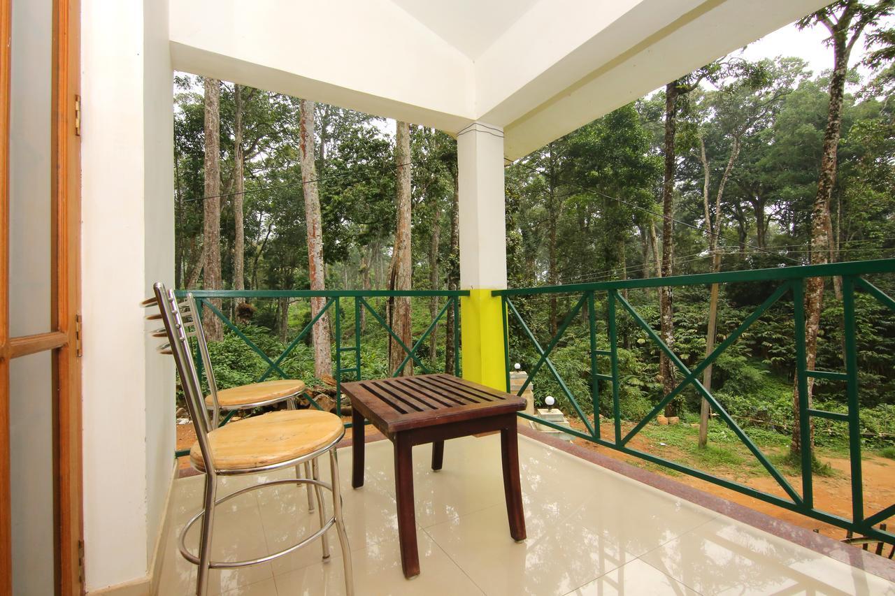 Oyo 4651 Woodpecker Resort Munnar Exterior photo
